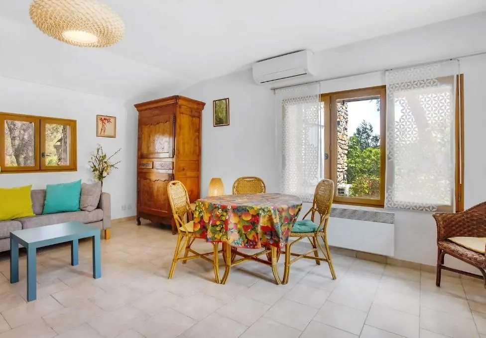 Holiday home Bastidon 4 A 10 Personnes Domaine L'Helion Villa Taradeau
