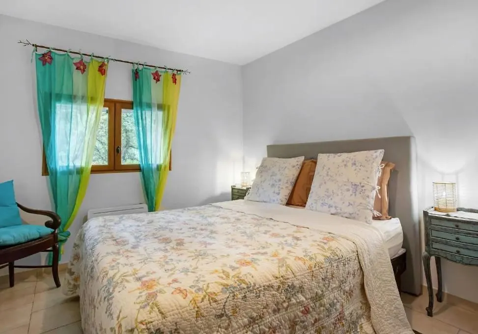 Bastidon 4 A 10 Personnes Domaine L'Helion Villa Taradeau 0*,  France